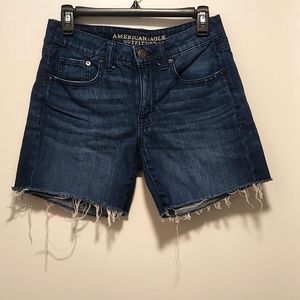 American Eagle, size 2, Benim